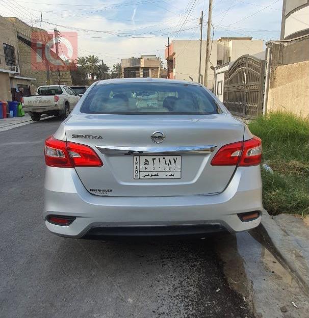 نیسان سێنترا